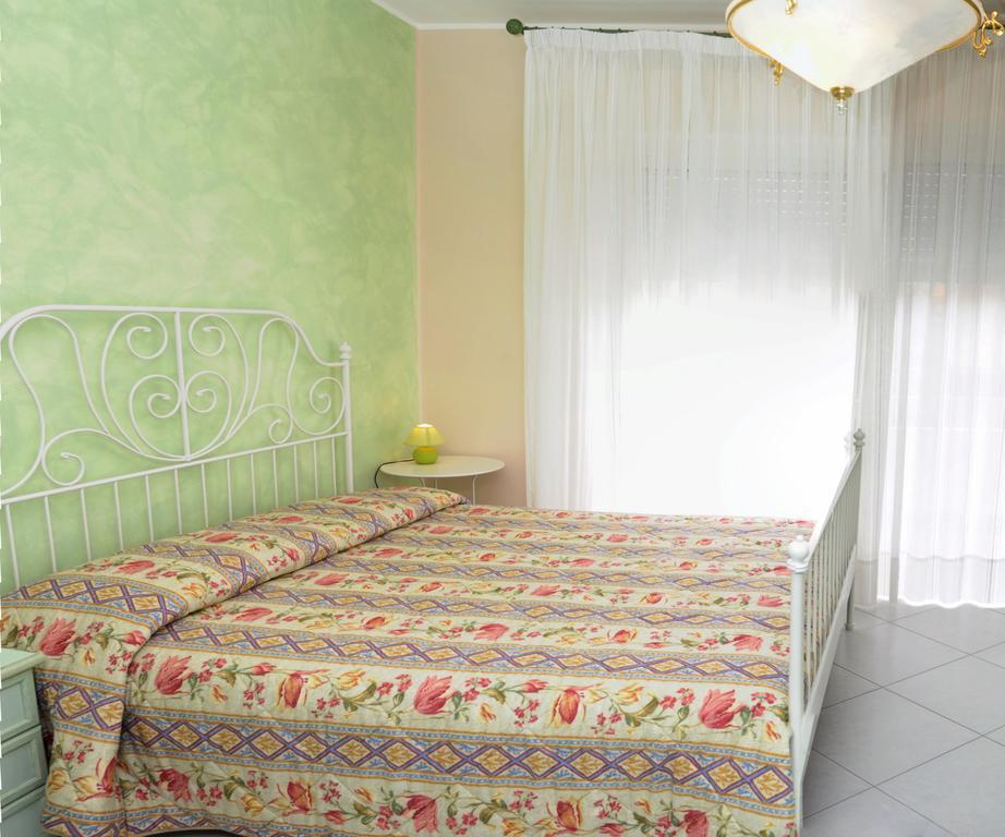 Mediterranea Sea House มอนเตซิลวาโน ภายนอก รูปภาพ